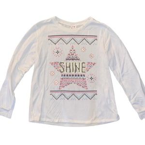 2/$12 Belle du JOUR Girls XL Cream Colored Long Sleeve Winter Star Graphic Tee